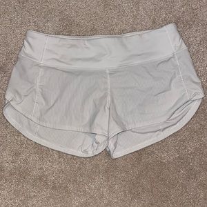 White lululemon size 4 shorts 2.5 inch